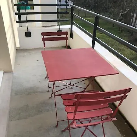 アパート A Avec Acces Piscine *